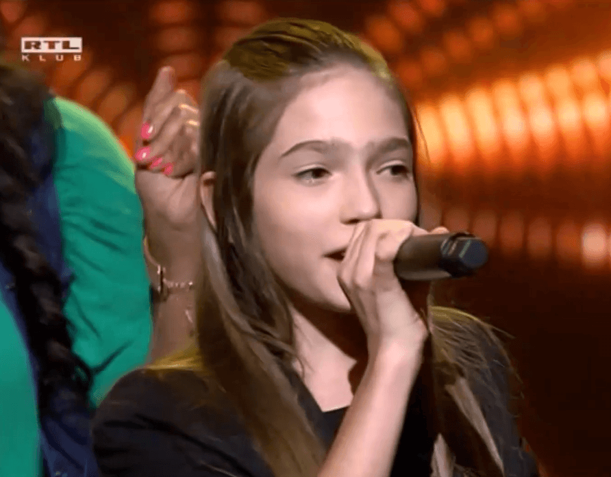 Week 3 - Mohamed Fatima: Ragyog a szívem (Lara, Petra, Nina, Cili, Peti)